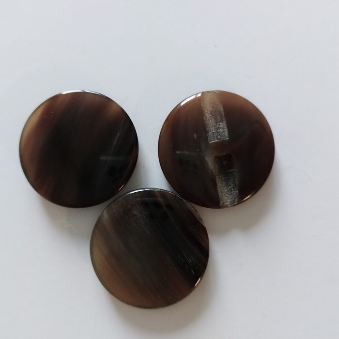 vintage button real buffalo horn