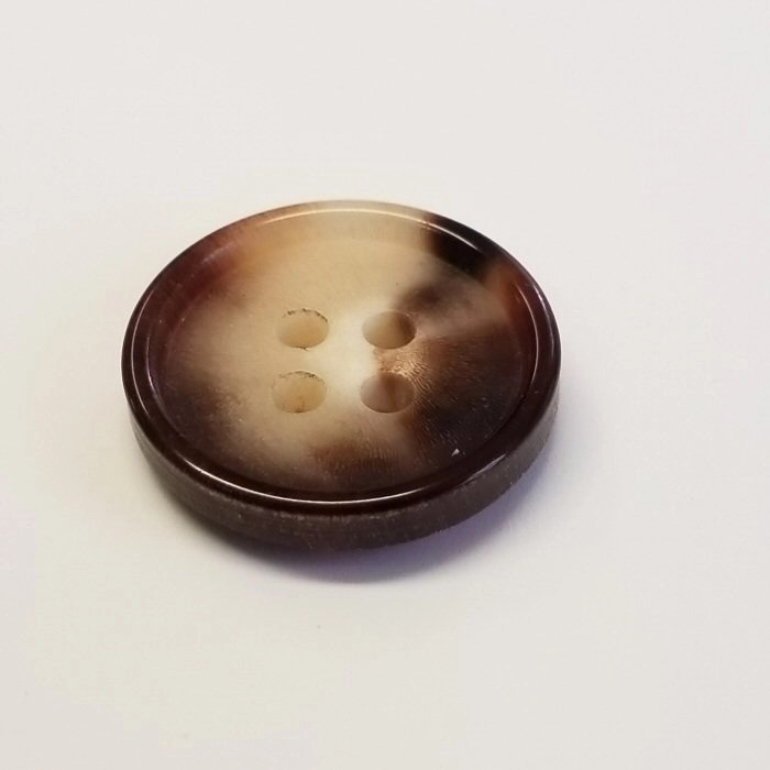 botón de cuerno de búfalo casual