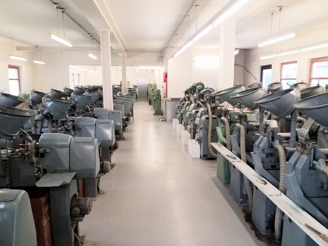 Knopfproduktion Augsburger Knopffabrik